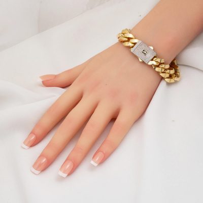 Italian Curb 14K Gold Bracelet - 14K - 29.88g - EZ Gold