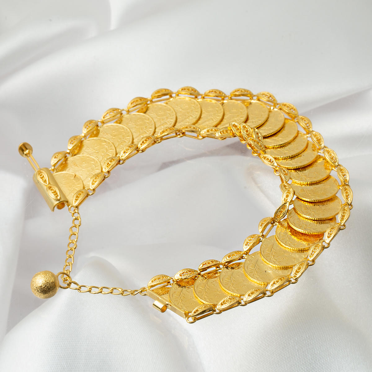 24 Ad. Quart avec Reşat 22 Carats Or Bracelet