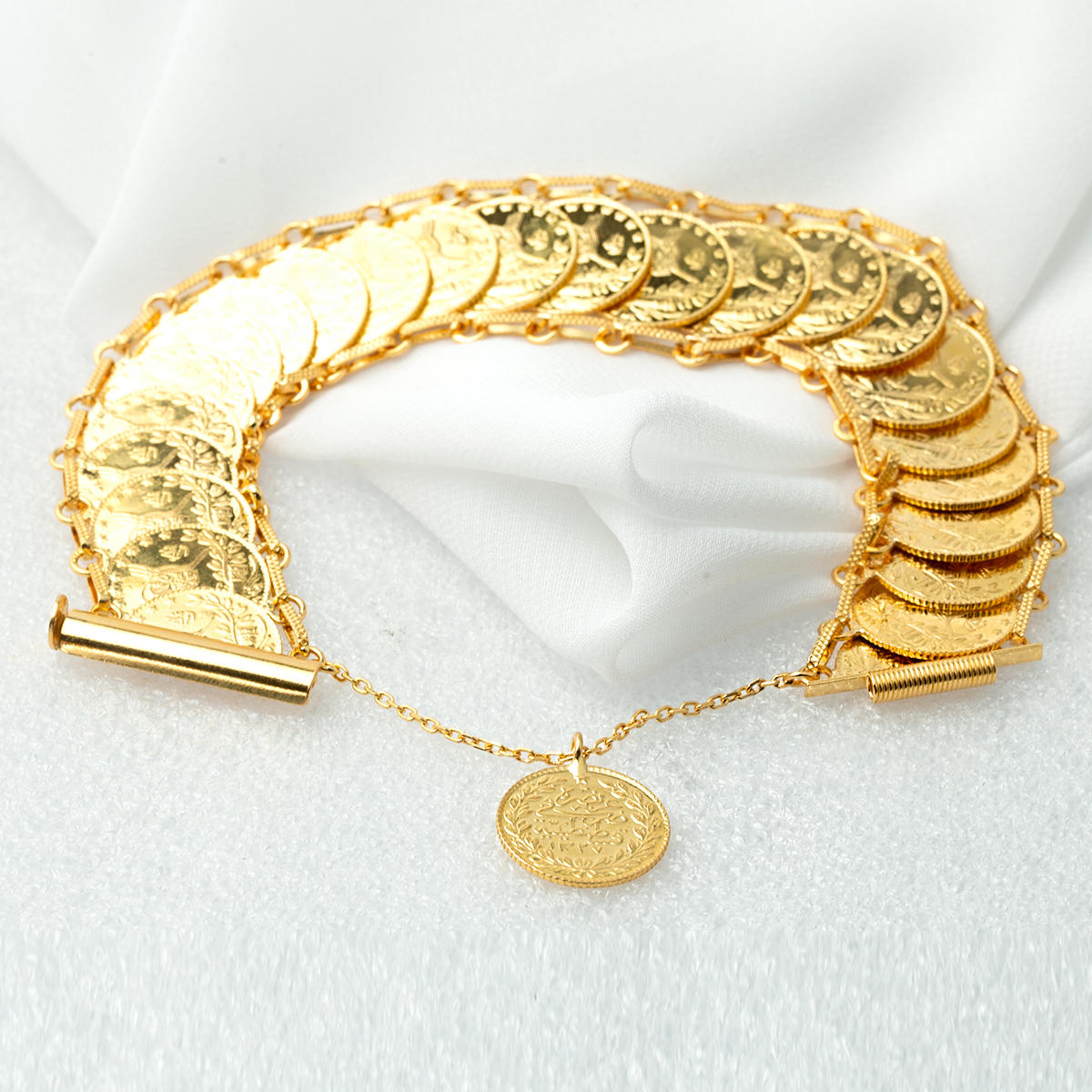 24 Ad. Quarter Reşatlı 22 Karat Gold Bracelet