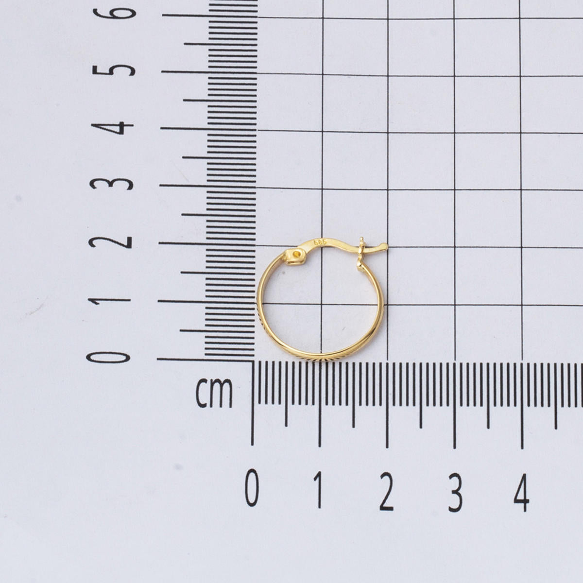 14 Ayar 2 cm. Çaplı Klasik Halka Altın Küpe - Görsel 4