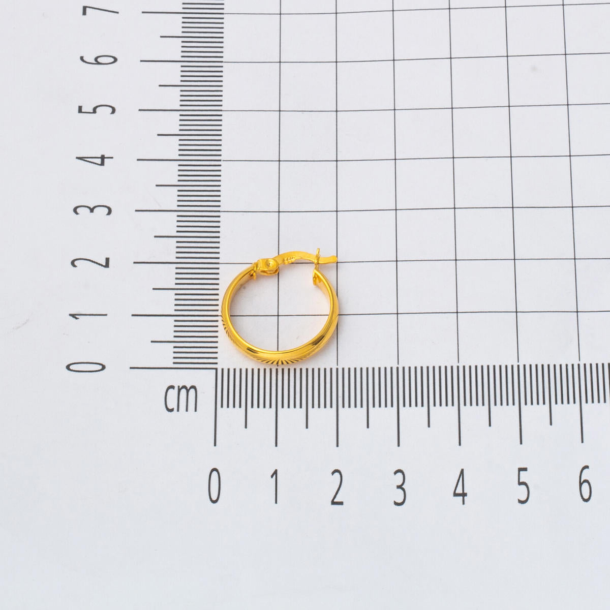 22 Ayar 2 cm. Çaplı Halka Altın Küpe - Görsel 5