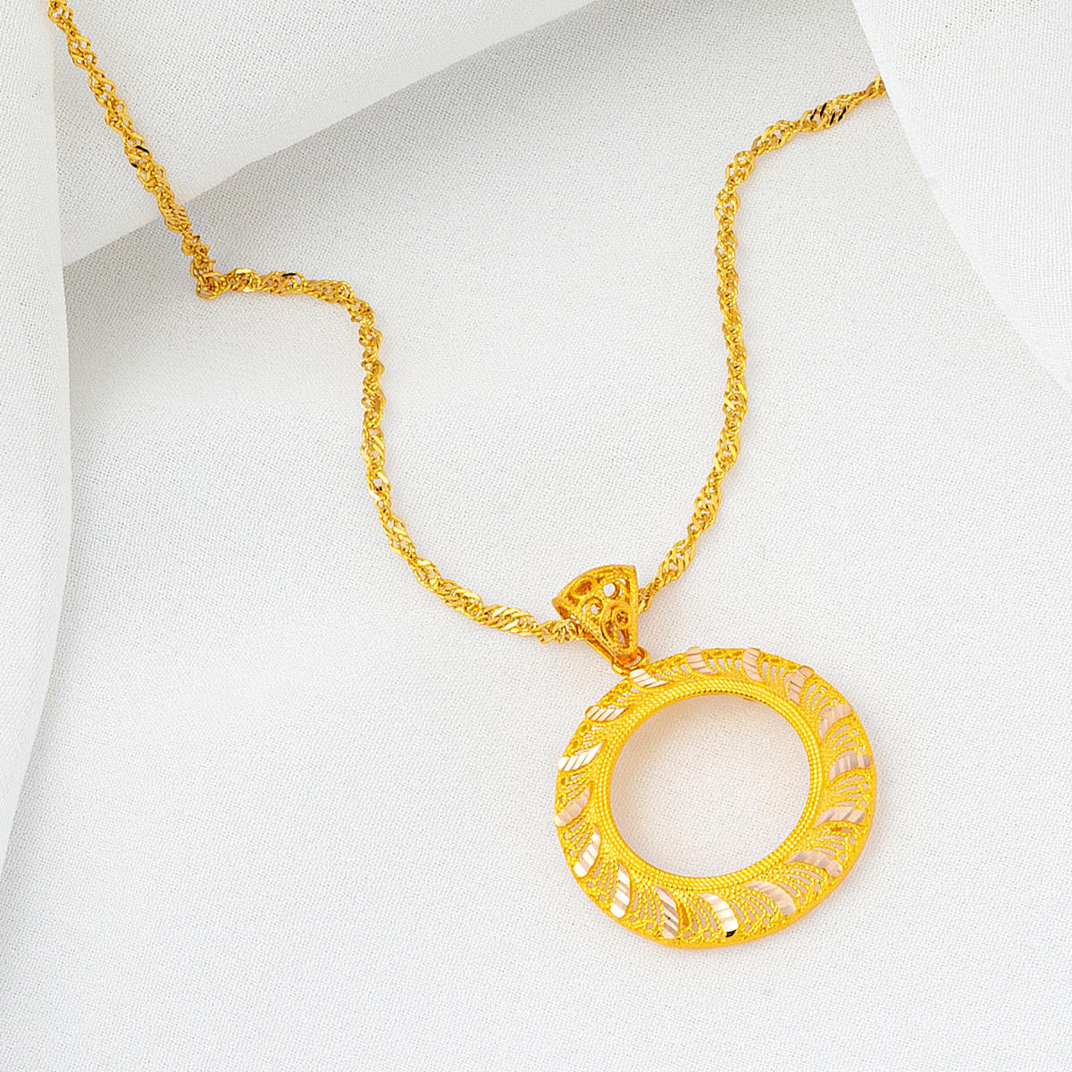 Quart Orlık a Chaine 14 Carats Collier