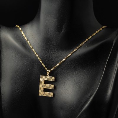 E Harfi 3 Boyutlu Altın Kolye - 14K - 2.69g - EZ Gold