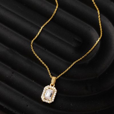 Baguette Solitairelı 14 Carats Or Collier - 14K - 2.09g - EZ Gold