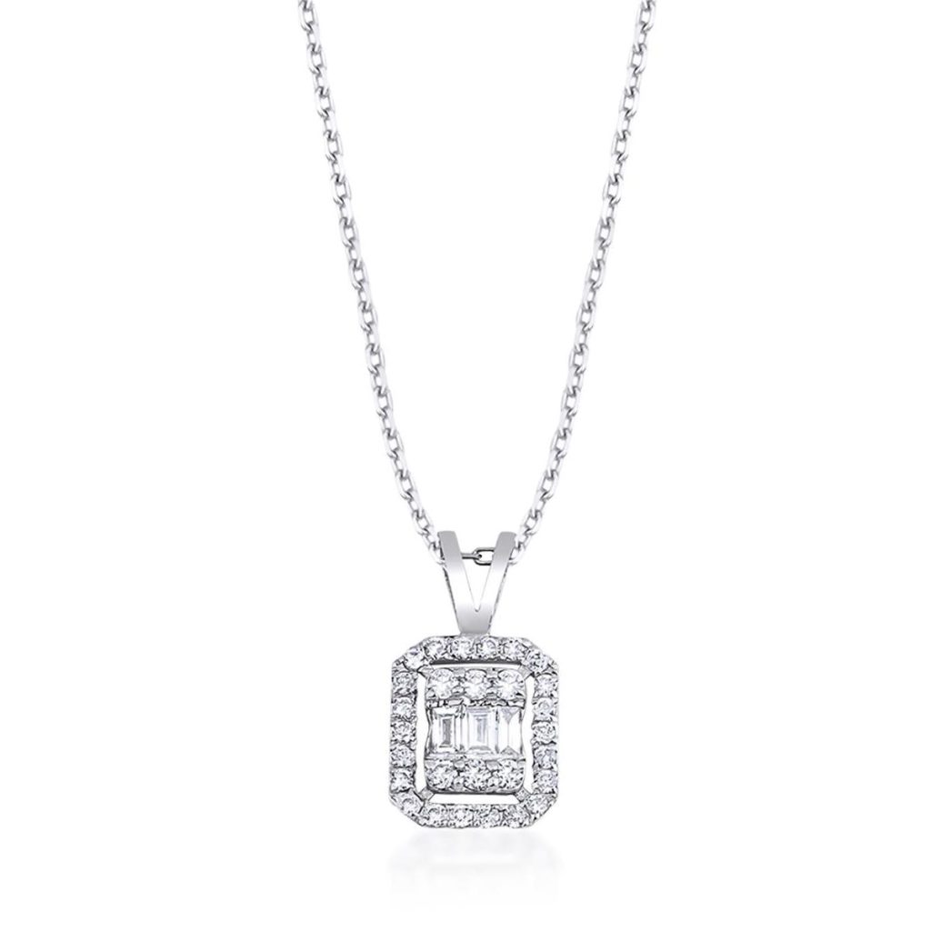 0,20 Carat Baguette Diamond Necklace