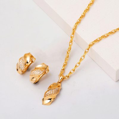 Twisted Necklace Earringli 14K Gold Takı Seti - 14K - 9.45g - EZ Gold