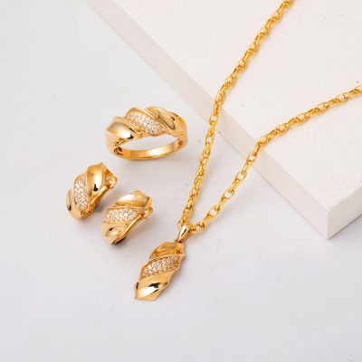 Burgulu Mini 14 Ayar Altın Takı Seti - 14K - 13.66g - EZ Gold