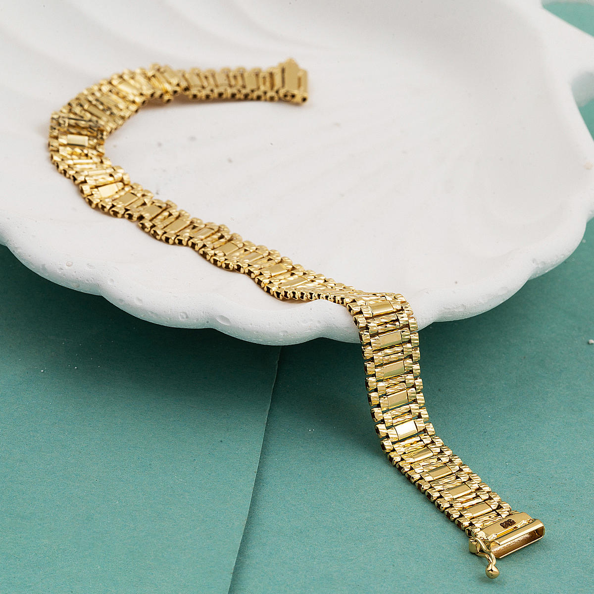 Kleopatra Kalemli 14 Ayar Altın Düğün Seti - Görsel 4
