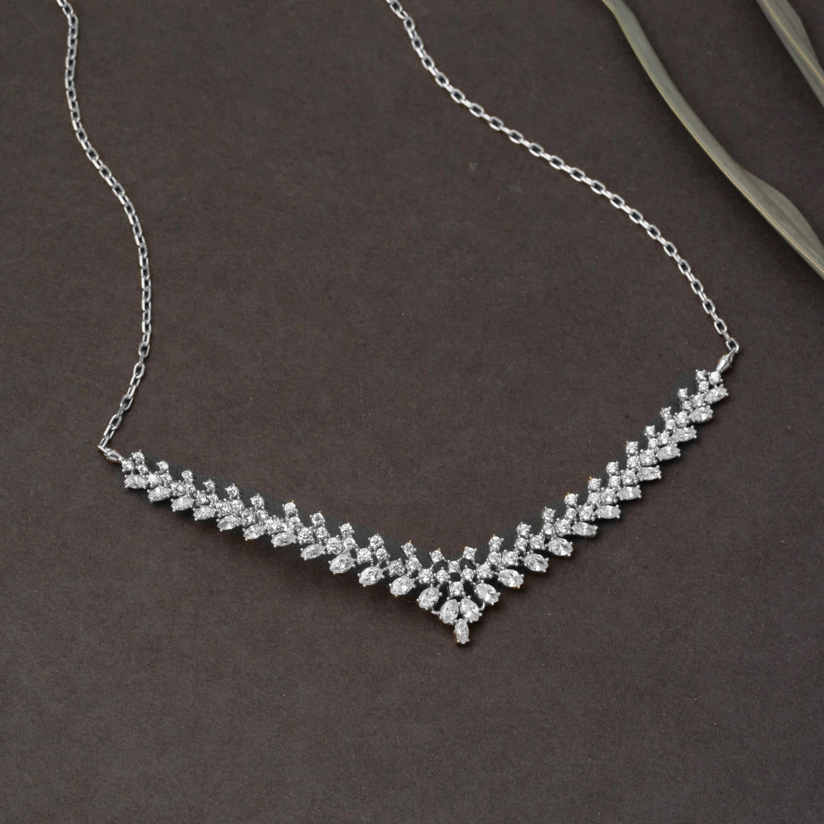 Modern Tasarım 14 Ayar Beyaz Altın Hanımeli Set - Görsel 3