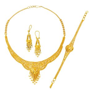 22 Karat Gold Hint Jewelry Set