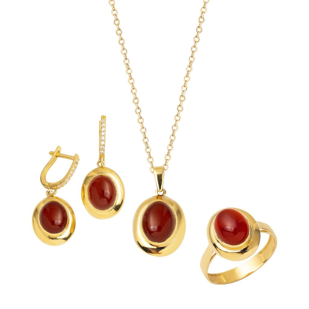 Akik with Stones 14 Karat Three-piece Gold Set