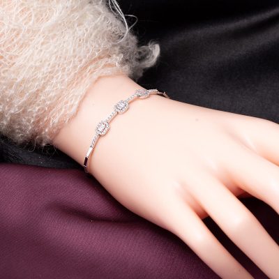 Favori 14 Ayar Baget Taşlı Beyaz Altın Set - 14K - 15.1g - EZ Gold