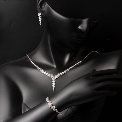 Favori Leaf 14 Karat White Gold Set