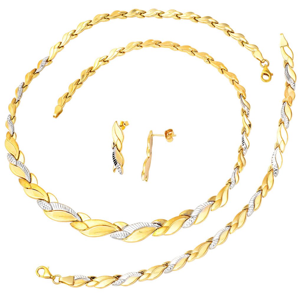 Plain 14 Karat Gold Wedding Jewelry Set