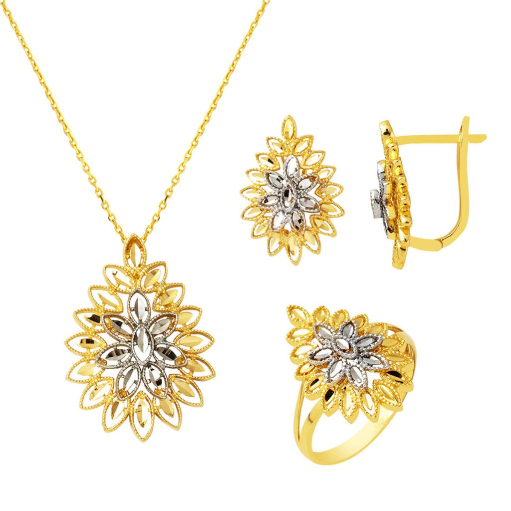 Tree of Life 14 Karat Gold Spor Set