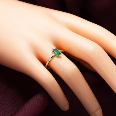 14 Ayar Yeşil Baget Taşlı Trend Altın Yüzük - 14K - 1.41g - EZ Gold