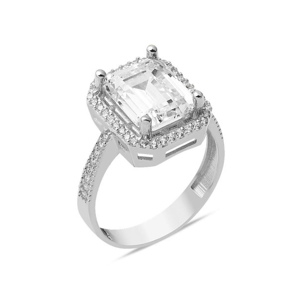 14 Karat White Gold Baguette Ring