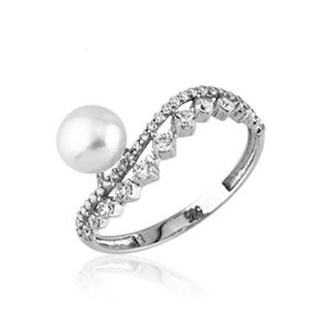 Pietra Pearl White Gold Ring