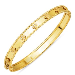 with Clover 14 Karat Gold Women's Cuff Bangle
