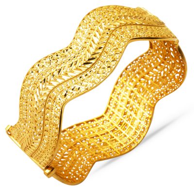 Modern Design 22 Carats Or Manchette Bracelet