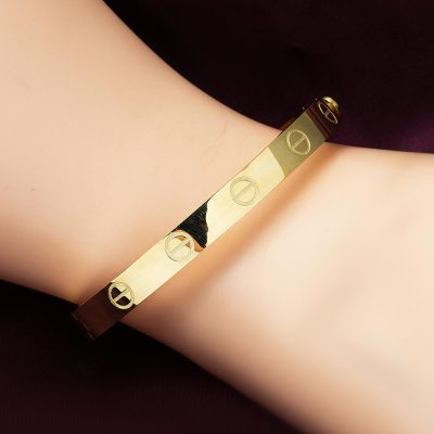 with Screws 14K Gold Cuff Bracelet - 14K - 12g - EZ Gold