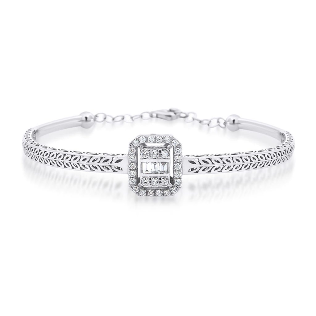 0,63 Carat Baguette Diamond Bangle