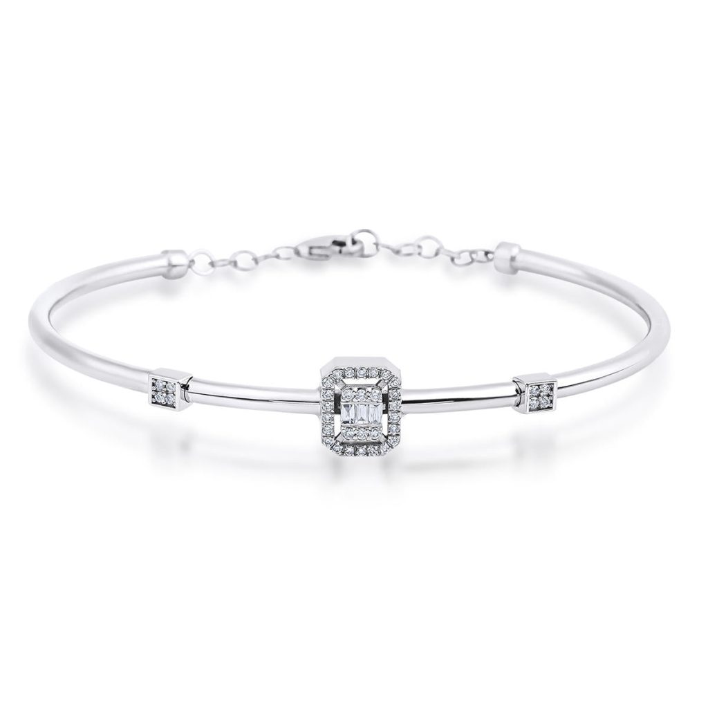 0,29 Carat Baguette Diamond Bangle