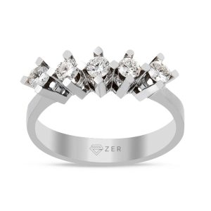 0,45 Carat Çapraz Montür 5 Pierre Diamant Bague