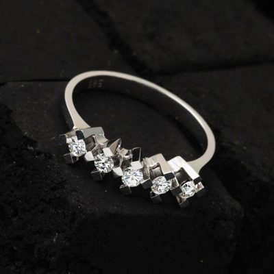 0,45 Karat Çapraz Montür 5 Pierre Diamant Bague - 14K - 2.68g - EZ Gold