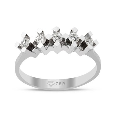 0,30 Karat Çapraz Montür Cinq Pierres Diamant Bague