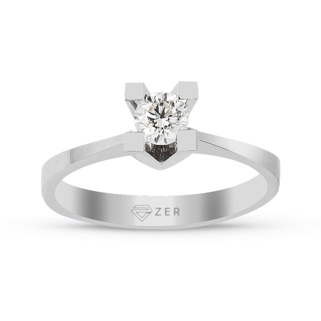 0,30 Carat Diamond Solitaire 14 Karat Gold Ring