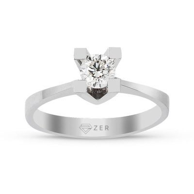 F Color 0,32 Karat Diamond Solitaire Ring