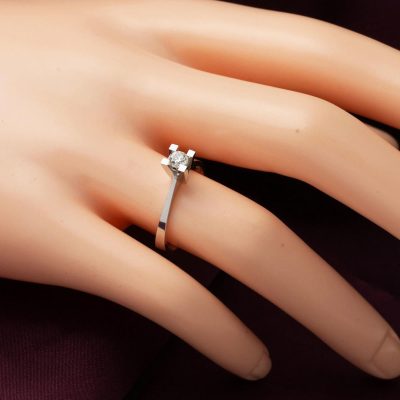 F Color 0,32 Karat Diamond Solitaire Ring - 14K - 2.7g - EZ Gold