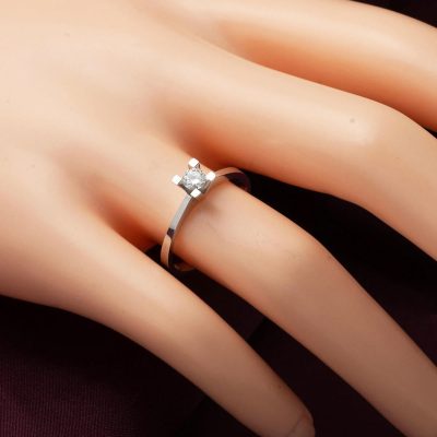 G Color 0,23 Karat Diamond Solitaire Ring - 14K - 2.55g - EZ Gold