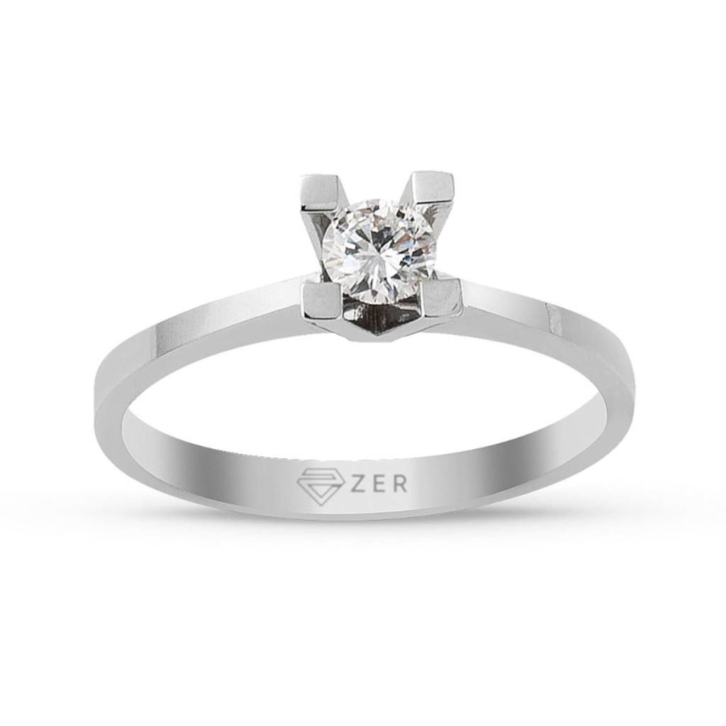 Square Setting 0,21 Carat Solitaire Diamond Ring