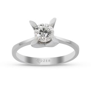 0,21 Carat Solitaire Diamant Griffe Amande Bague