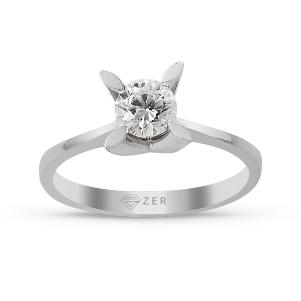 0,20 Carat Griffe Amande Solitaire Diamant Bague