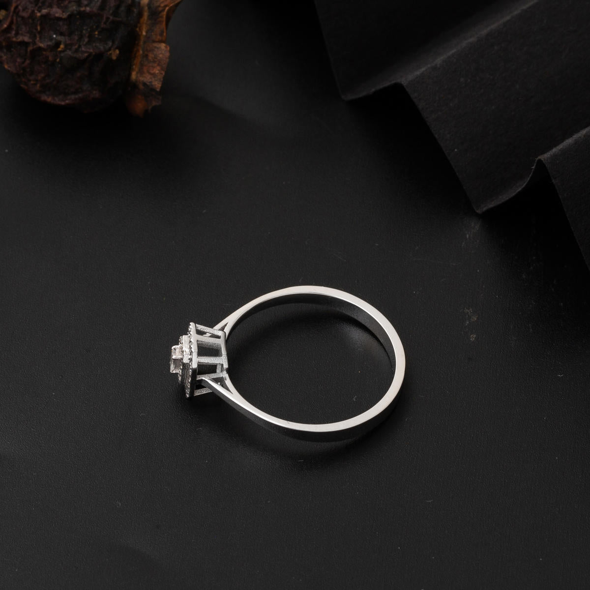 Zer Diamond Baget Pırlantalı Yüzük - Görsel 5