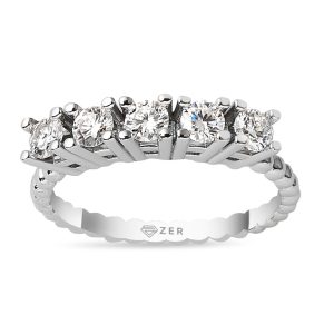 0,40 Carat Five-Stone Diamond Ring
