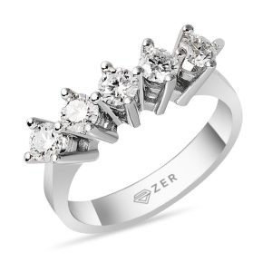 0,60 Carat Five-Stone Diamond Ring