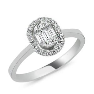 0,15 Carat Oval Baguette Diamond Ring