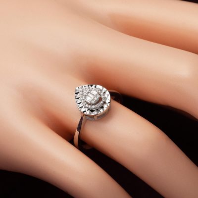 0,13 Karat Damla Baget Pırlanta Yüzük - 14K - 2.55g - EZ Gold