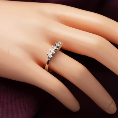 0,40 Karat Five-Stone Diamond Ring - 14K - 3.24g - EZ Gold
