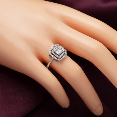 0,71 Karat Baget Pırlanta Yüzük - 14K - 3.75g - EZ Gold