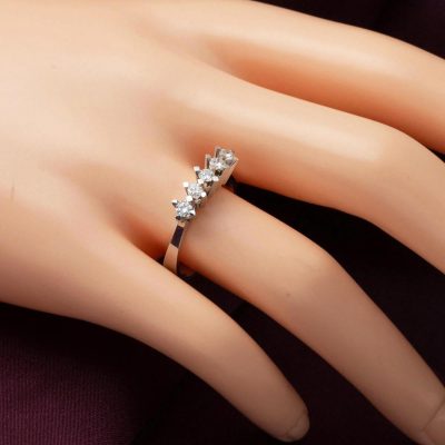 0,30 Karat 5 Taş Diamond Ring - 14K - 3.21g - EZ Gold