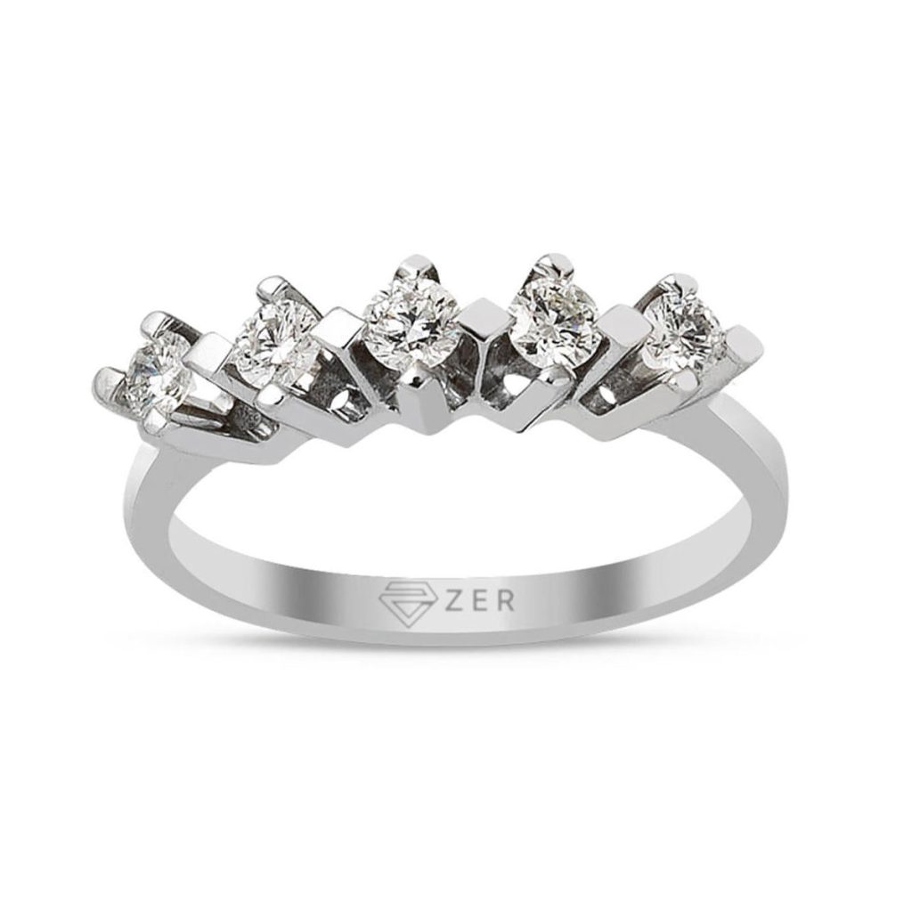 0,31 Carat Çapraz Montür Cinq Pierres Diamant Bague
