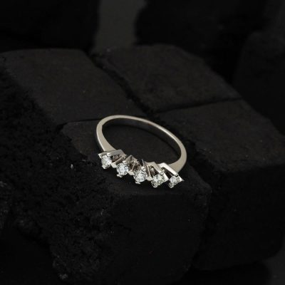 0,31 Karat Çapraz Montür Cinq Pierres Diamant Bague - 14K - 2.5g - EZ Gold