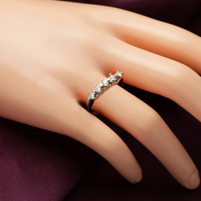 0,20 Karat Five-Stone Diamond Ring - 14K - 2.67g - EZ Gold