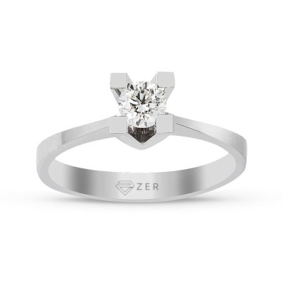 0,30 Carat Solitaire Diamond 14 Karat Gold Ring