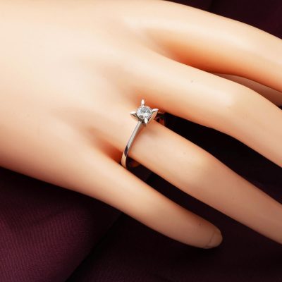 0,39 Karat G Renk Badem Tırnak Tektaş Pırlanta Yüzük - 14K - 2.93g - EZ Gold